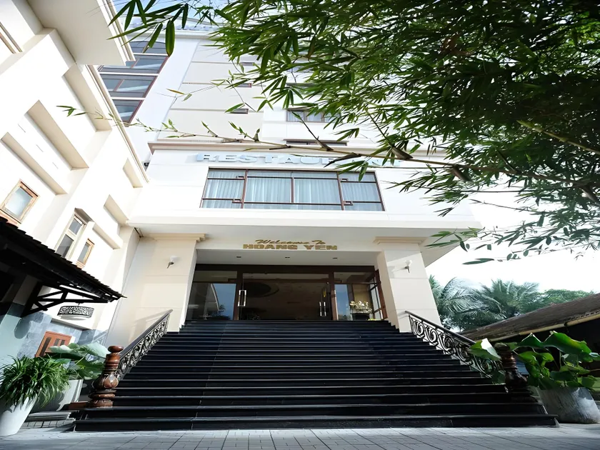 Hoang Yen Hotel Thuan An - Image 1