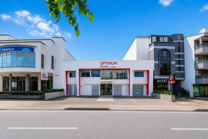 Hotel Optimum - Image 1