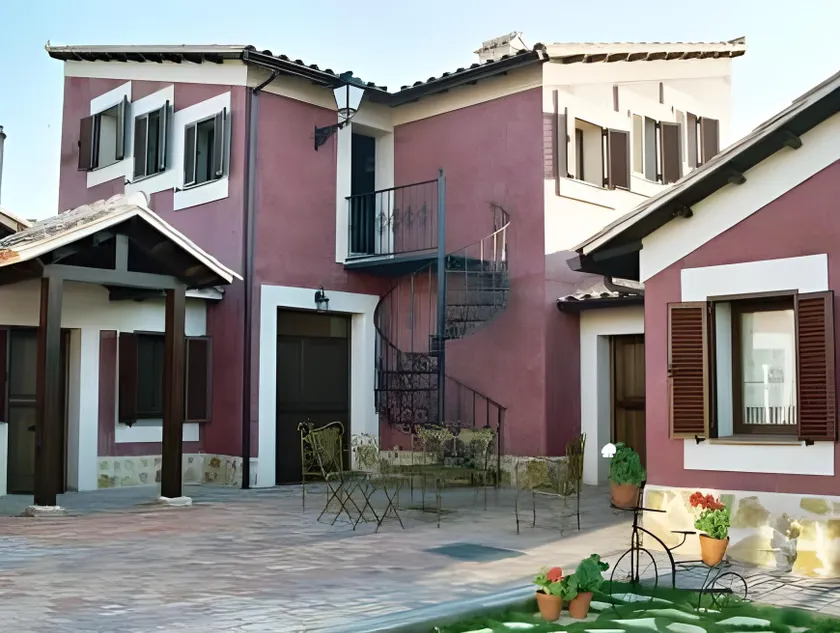El Nido de Ballesteros - Image 1