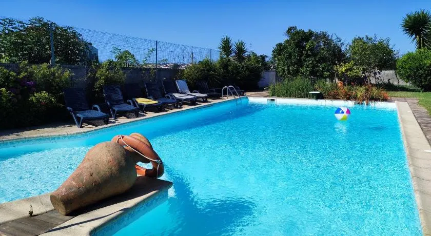 Casa com piscina para 10 pessoas - 5 min da praia Esposende - Image 1