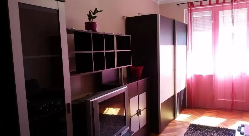 Tisza-parti Napfény Apartman - Image 1