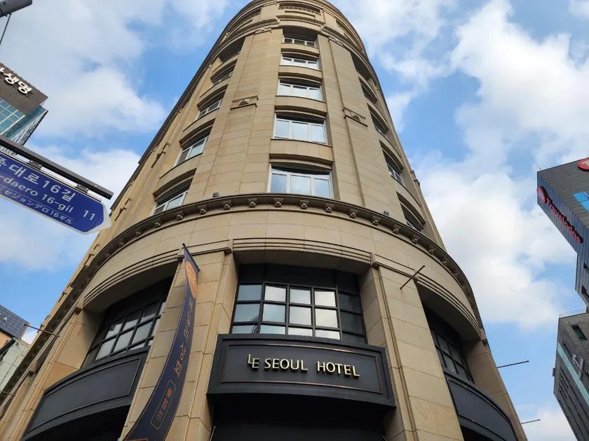 LE SEOUL HOTEL - Image 1