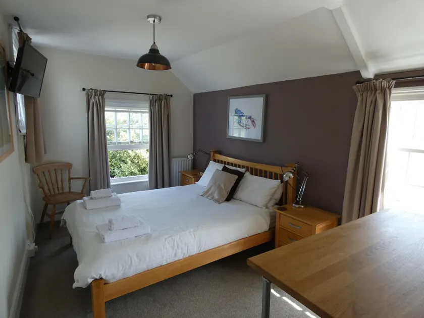 The Sloop Inn - Image 1