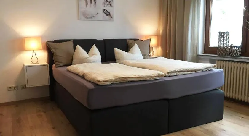 Best Apartments - Image 1
