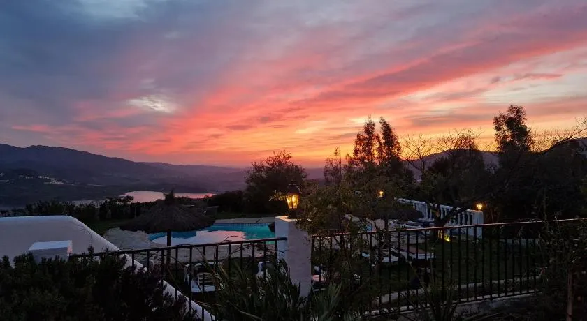 Hacienda el Mirador - Charming casa with lake and mountain view - Image 1