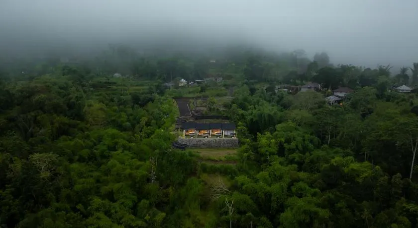 Mount Valley Inn - Image 1