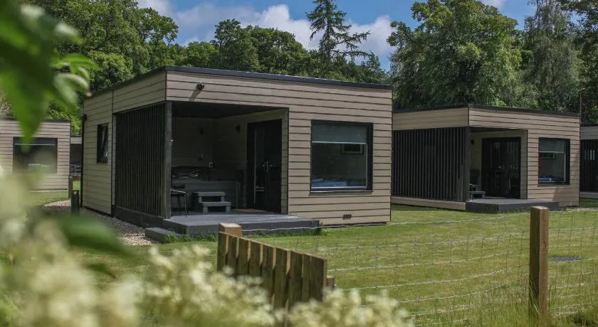 River Logie Lodges - Image 1