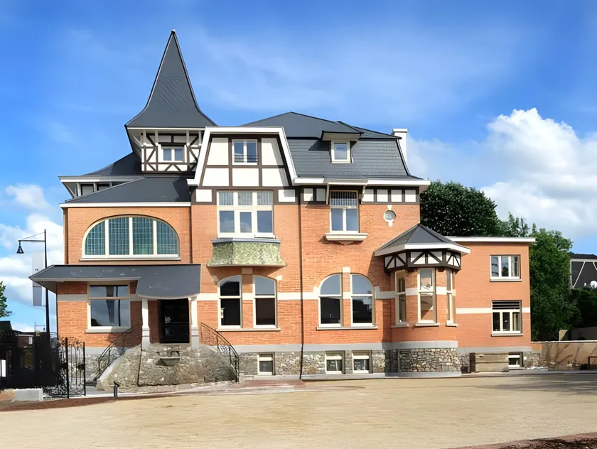 Charmehotel Villa Saporis - Image 1