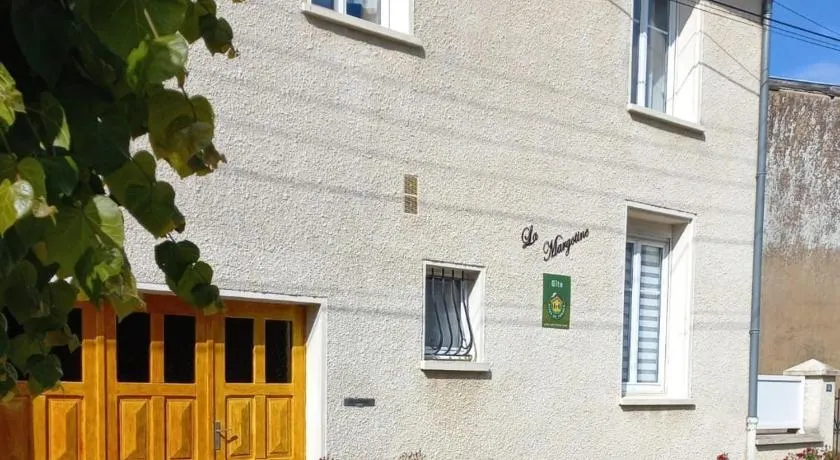 Charmante maison rénovée avec jardin, proche de Verdun, idéale pour familles, draps et chauffage inclus - Image 1