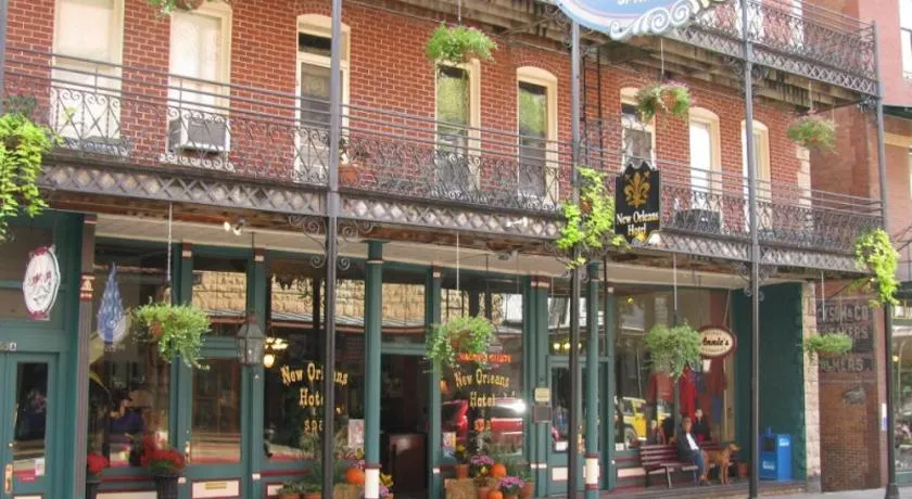 New Orleans Hotel Eureka Springs - Image 1