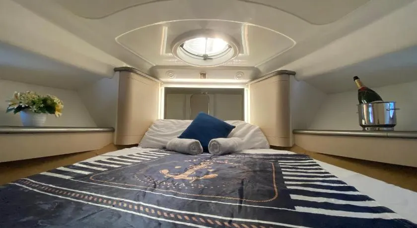 The Valencia Yacht Experience - Image 1