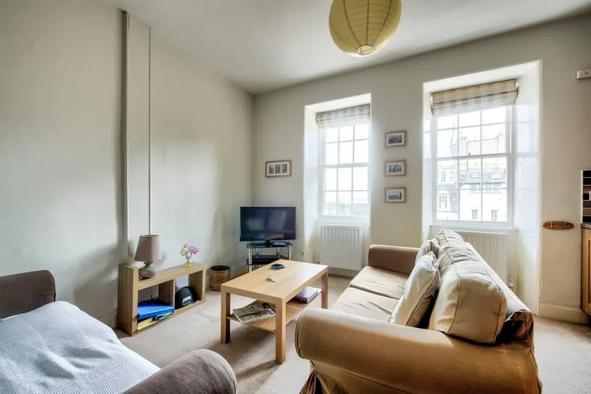 GuestReady - Charming Home in Old Town - Image 1