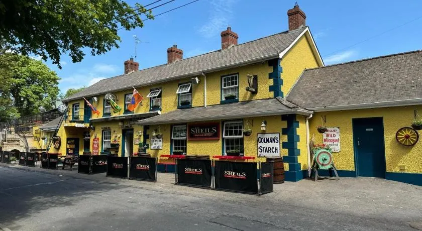 Basil Sheils B&B Accommodation Armagh - Image 1