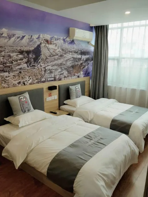 Home Inn Alliance Huaxuan Hotel (Feixian Yimeng Mountain Tianmeng Scenic Area Branch) - Image 1