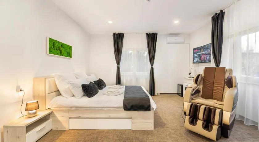 Bada Bing Residence - Image 1