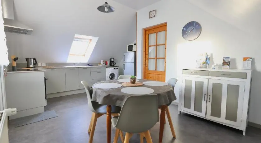 La Garenne - Image 1