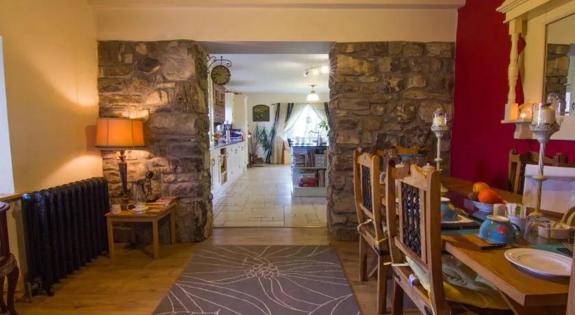 The Thatched Cottage B&B - Image 1