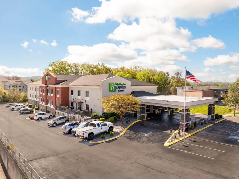 Holiday Inn Express & Suites Chattanooga-Hixson by IHG - Image 1