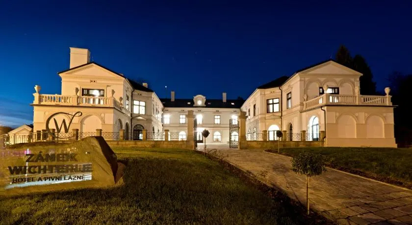 Zámek Wichterle - Hotel a pivní lázně - Image 1