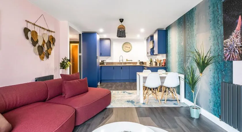 Stylish Flat next2 Wimbledon with a parking - Image 1