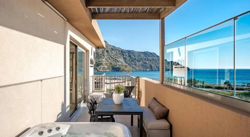 RIRIKA Beach Living, New Seaside Apartments in Plakias - Image 1