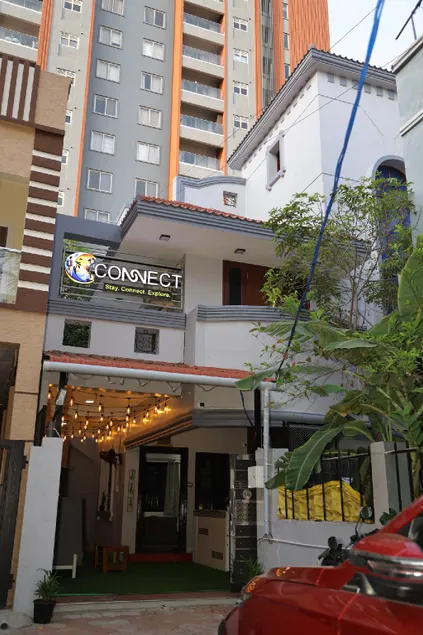 Connect Backpackers Hostel - Image 1
