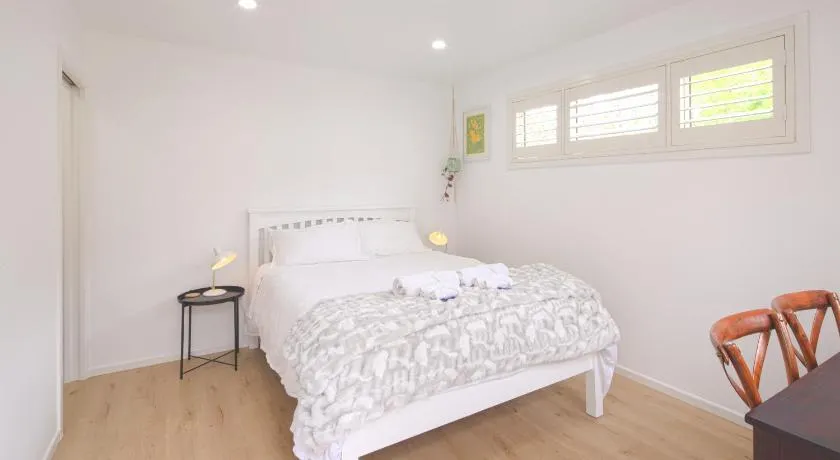 Seymour Sleeps, Deluxe- Apartment -Apartment mit 1 Schlafzimmer und Pool - Image 1