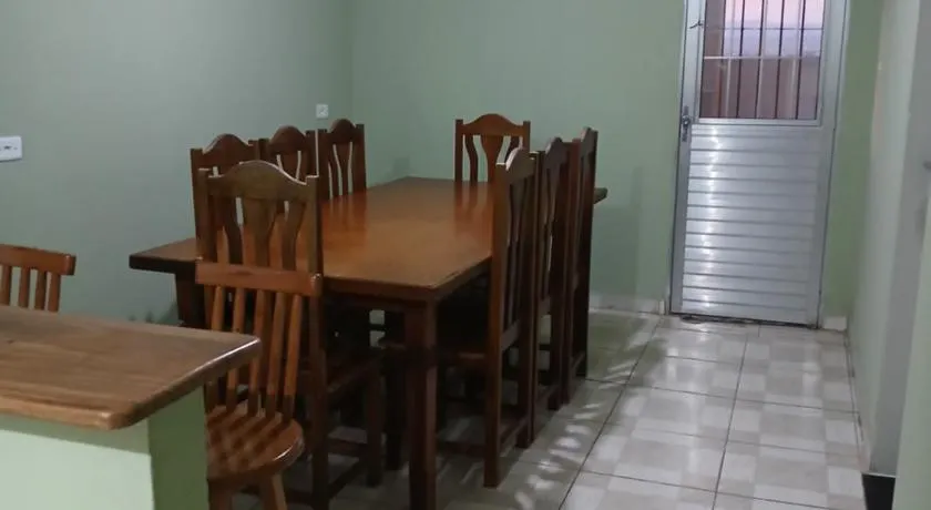 Casa ou Quartos - Image 1