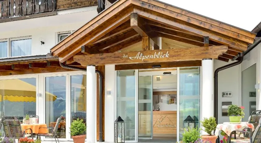 Hotel Alpenblick - Image 1