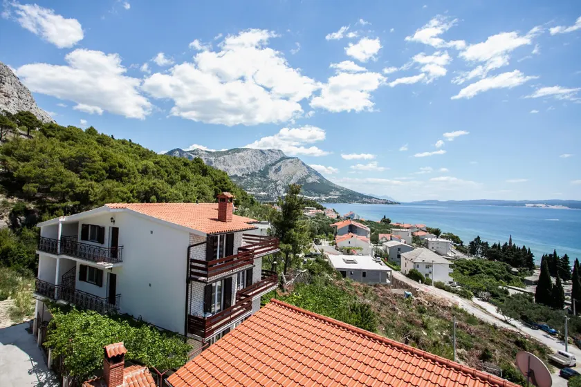 Apartments Mladen - Image 1