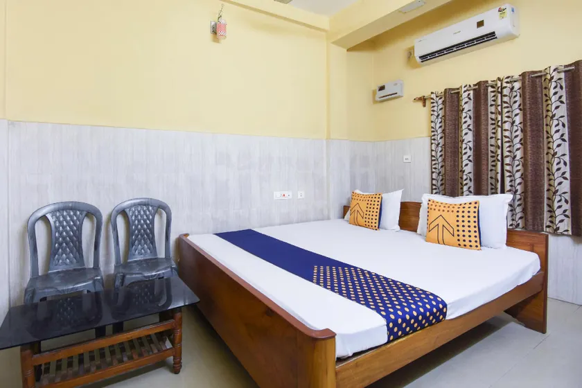 SPOT ON 65083 Hotel Ashiyana - Image 1