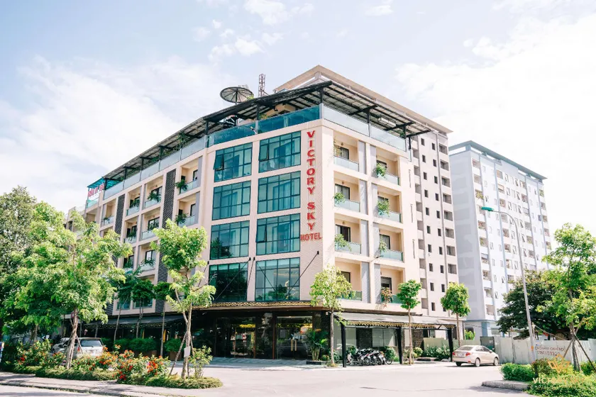 VICTORY SKY HOTEL - Image 1