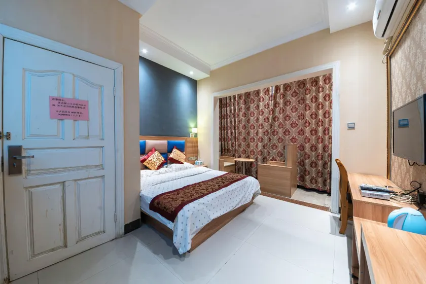 Bali Island Hotel - Image 1