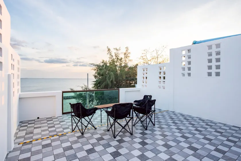 Coral Beach House Rayong - Image 1