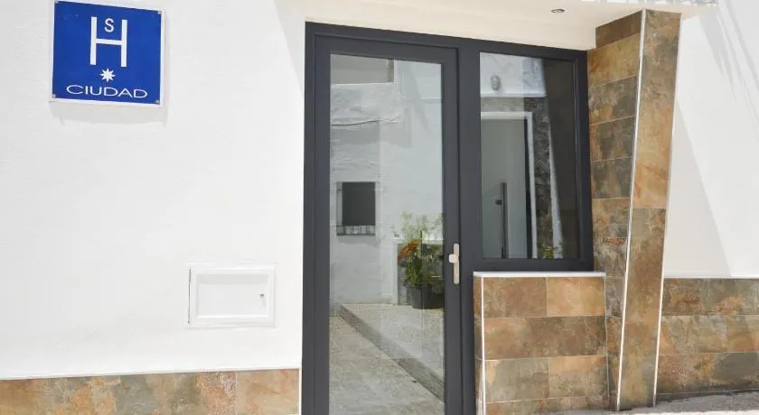 Hostal Maria Jose - Image 1