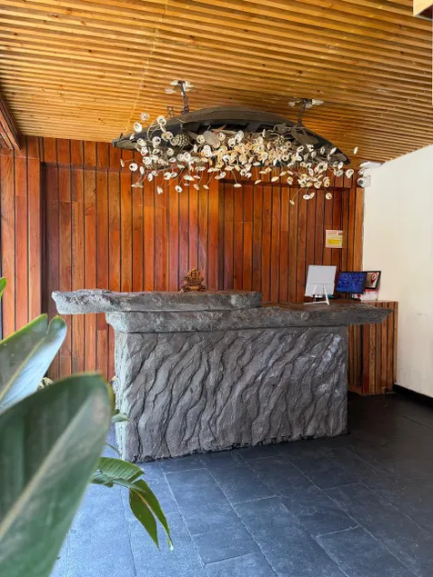 Evri Hotel & Resorts - Image 1