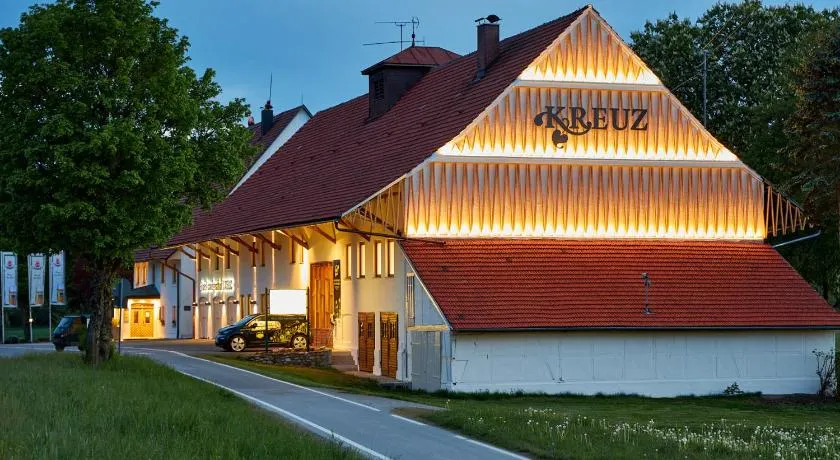 Hotel-Landgasthof KREUZ - Image 1