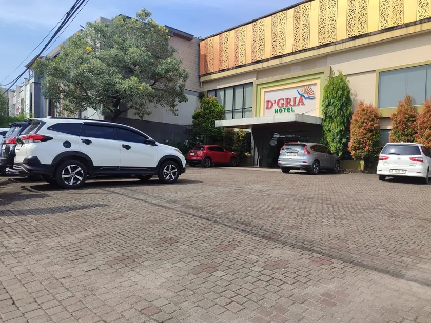 Dgria Hotel Serang by Tripletree - Image 1
