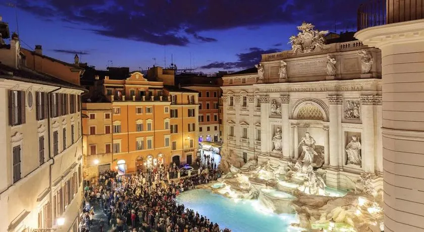 Relais Fontana Di Trevi Hotel - Image 1
