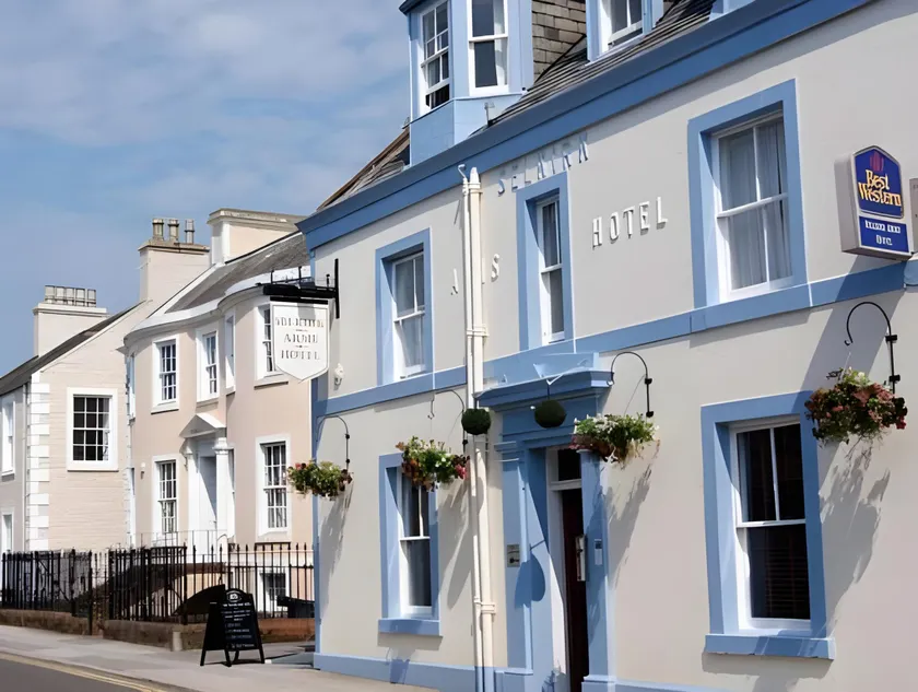 Selkirk Arms Hotel - Image 1