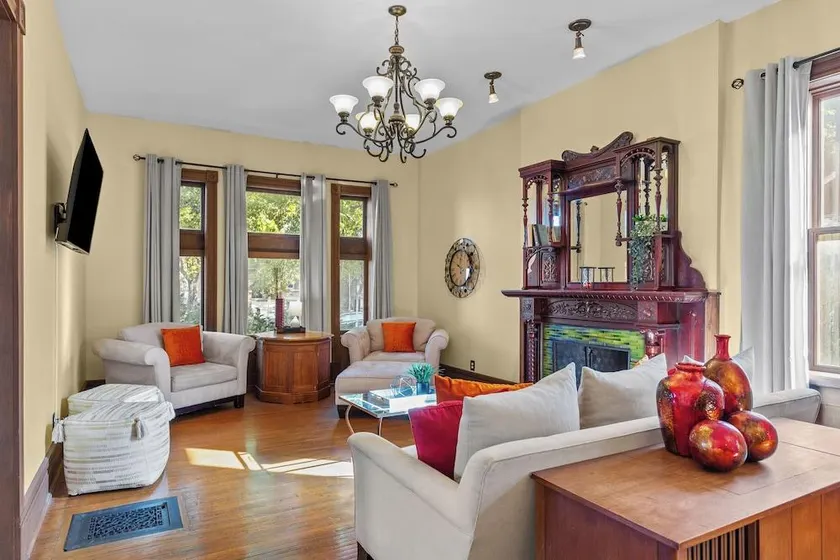 The Marquis Manor | JZ Vacation Rentals - Image 1