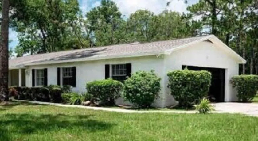 3bdr 2bth Lake Home close to all - Image 1