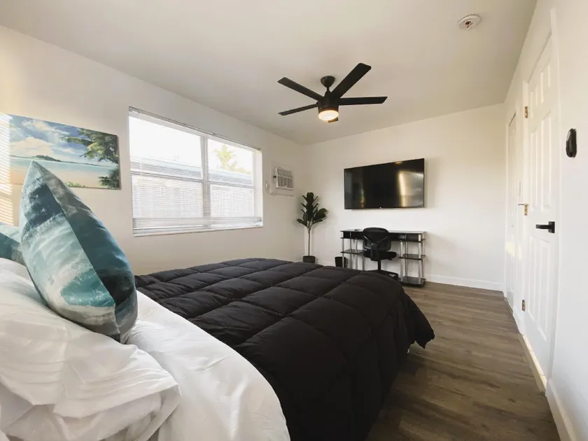 Delight Retreat Apt 4 Min Walk to Beach - Image 1