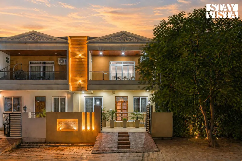 59 Vanya Kutir - Image 1