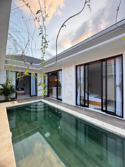 Melva Villa - Image 1