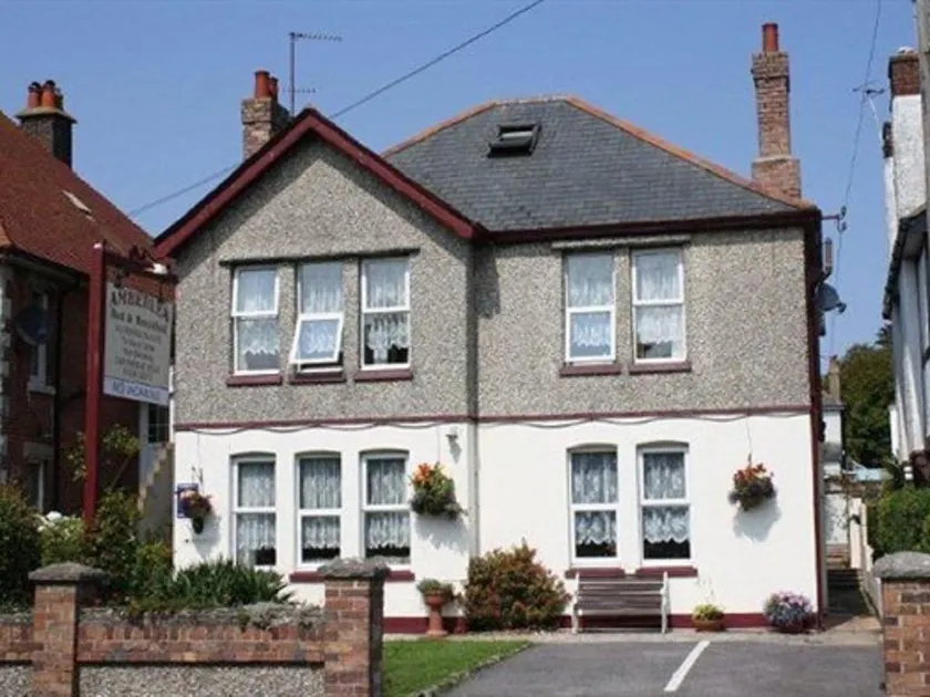 Amberlea Guest House - Image 1