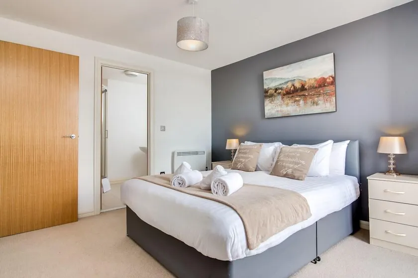 Birmingham City Centre Beautiful Apartment Walking Distance to Bullring Shopping Centre Private Parking - Image 1