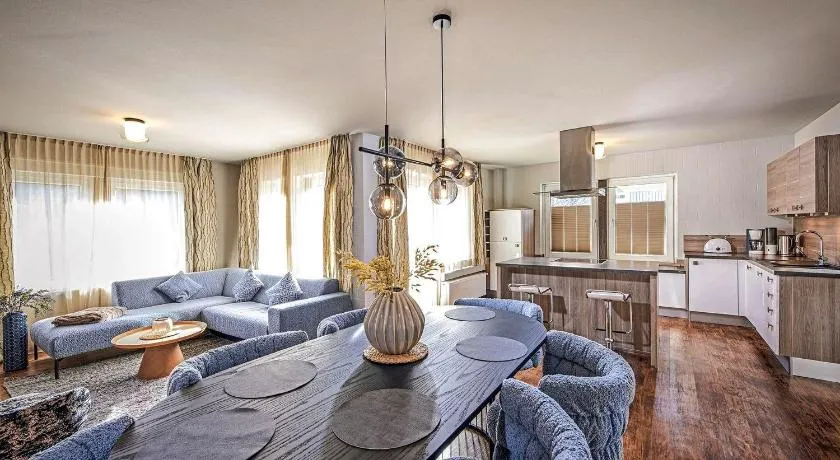 Edelweiss Appartements 'MUSENBERG' deluxe - mit Hotelanbindung, Saunalandschaft und MeineCardPlus - Image 1