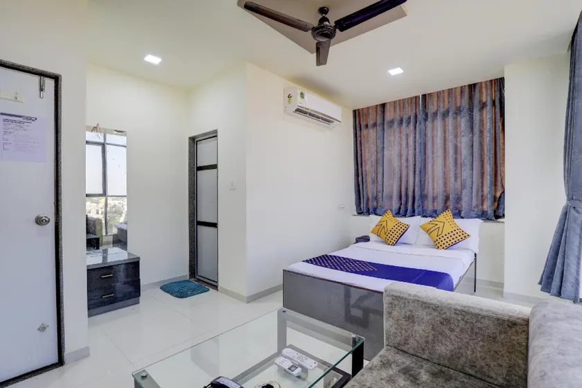 SPOT ON 76858 Hotel Grand Shivay - Image 1
