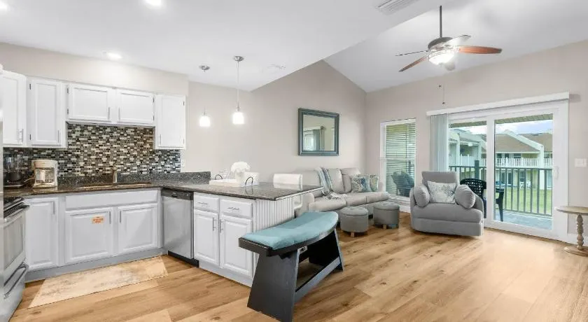 7 D, One Bedroom Condo - Image 1